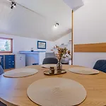 Vila House Iris With Private Pool *