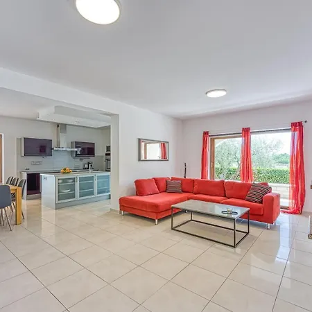 Βίλα House Iris With Private Pool Πόρετς
