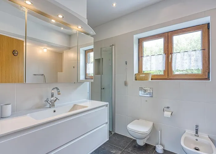 House Iris With Private Pool * פורץ