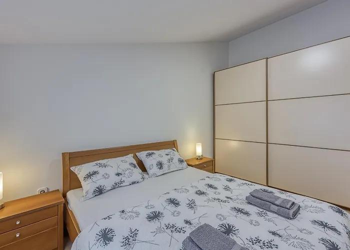 וילה House Iris With Private Pool *